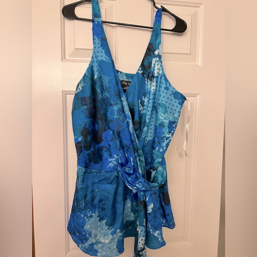 Tank top NWOT size 18